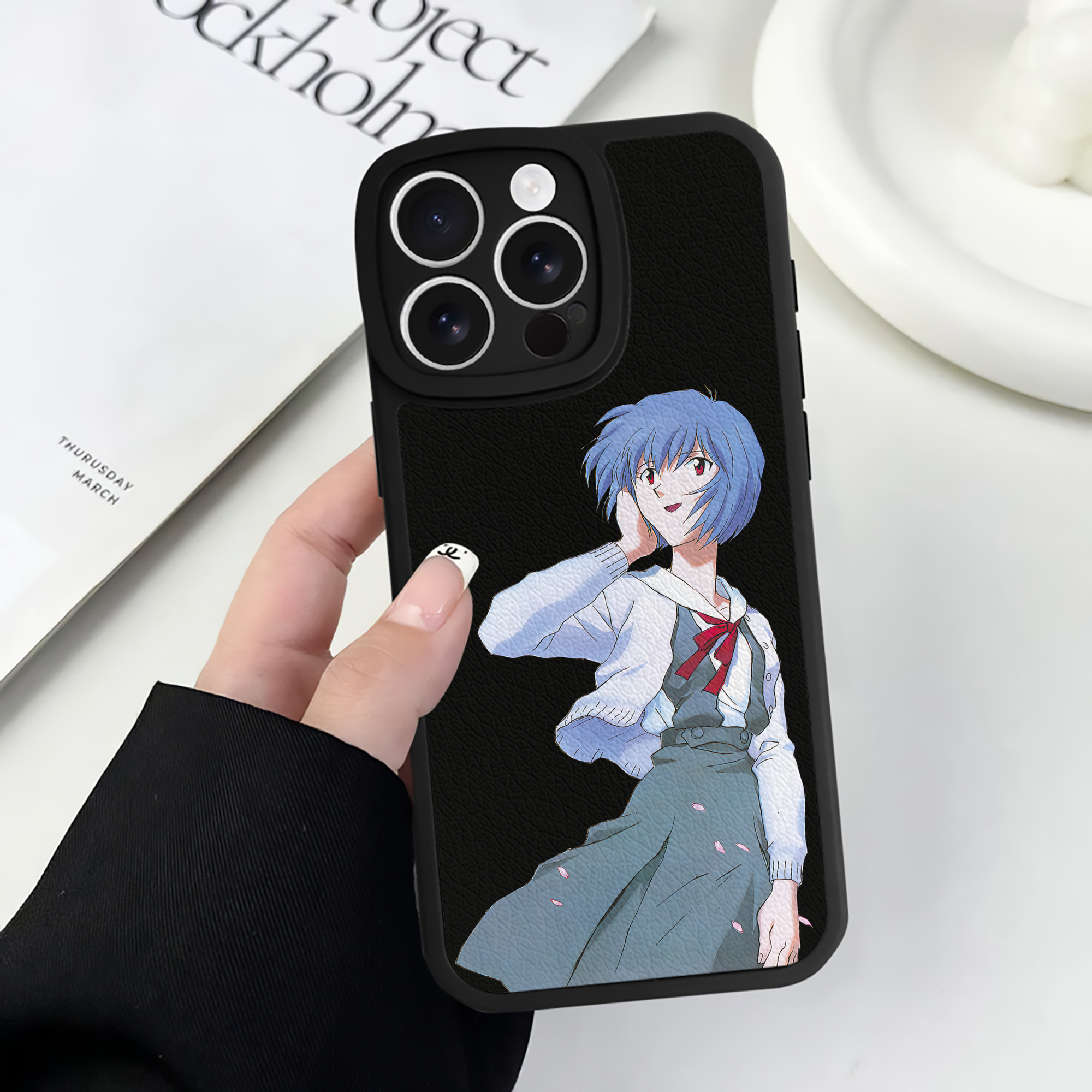 （画像用） EVA 新世紀エヴァンゲリオン 【iPhone 16シリーズ対応】シリコンスマホケース（レザー調） 材質：シリコン